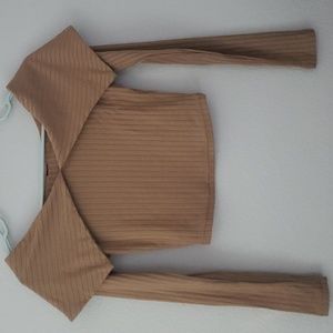 Cropped Long Sleeve Top